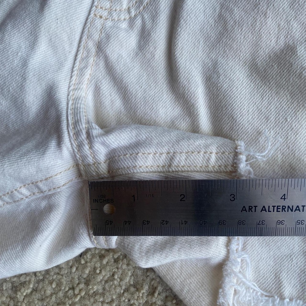 Old Navy Women's Size Small 100% Cotton Overall Shorts Cream White Denim Raw Hem - Picture 5 of 7